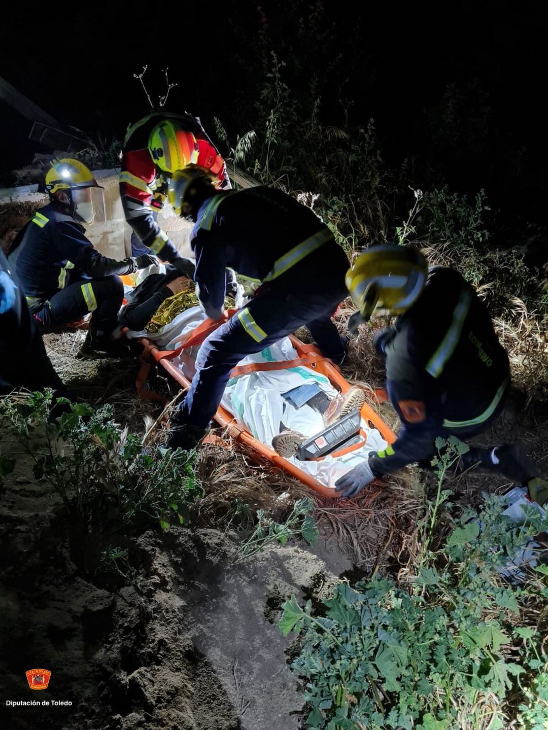 Rescate del hombre por los bomberos de Toledo