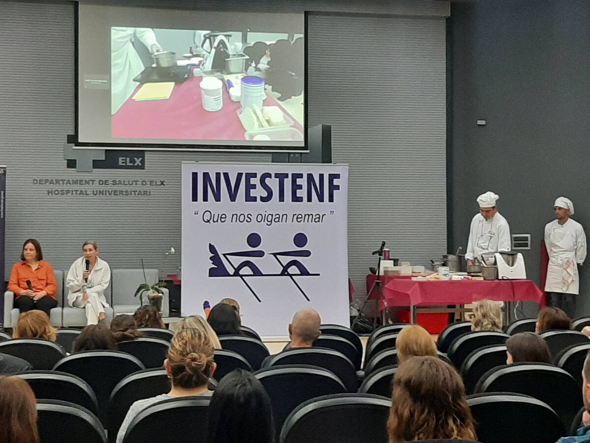 El Hospital General de Elche elabora una guía para pacientes con disfagia y sus cuidadores