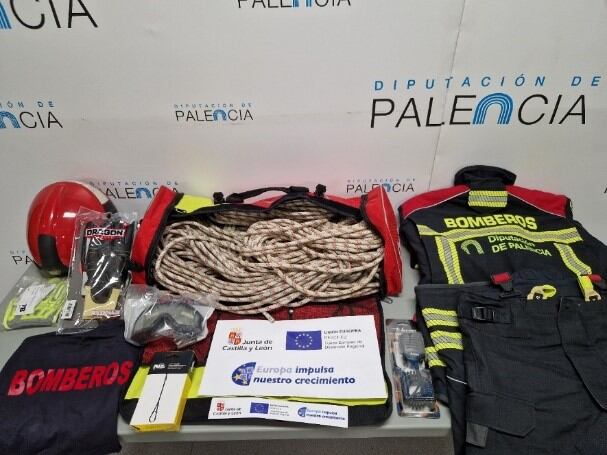 La Diputación invierte 394.341 euros en compra y renovación de equipamiento del servicio de extinción de incendios de la provincia