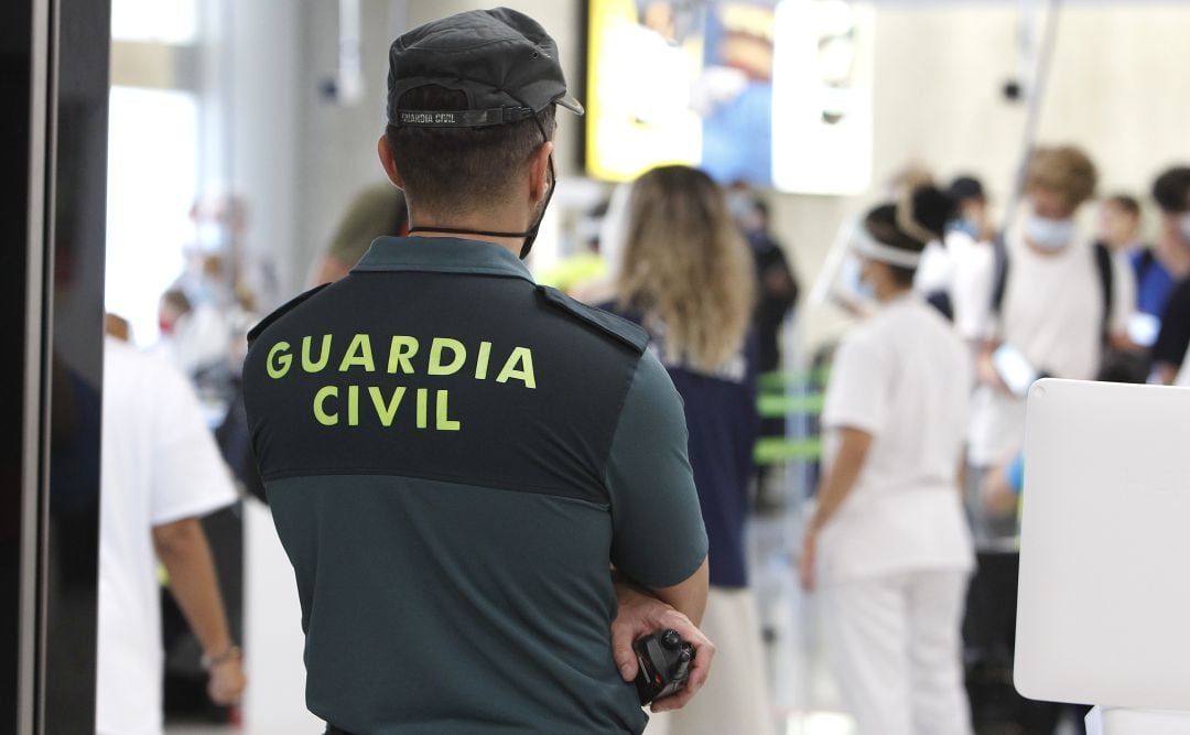 Un agente de la Guardia Civil.