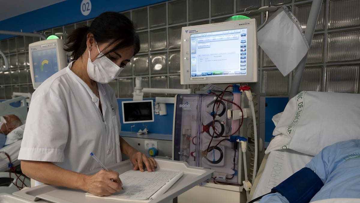 L'Hospital Clínic sense cirurgies, consultes externes, extracció de sang i radioteràpia.