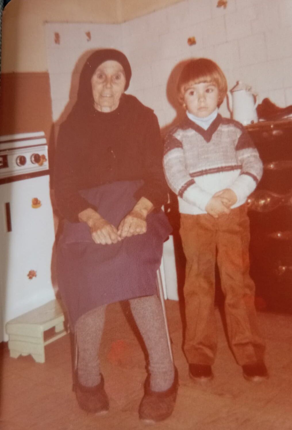 Eva Tenorio de petita amb una tieta seva