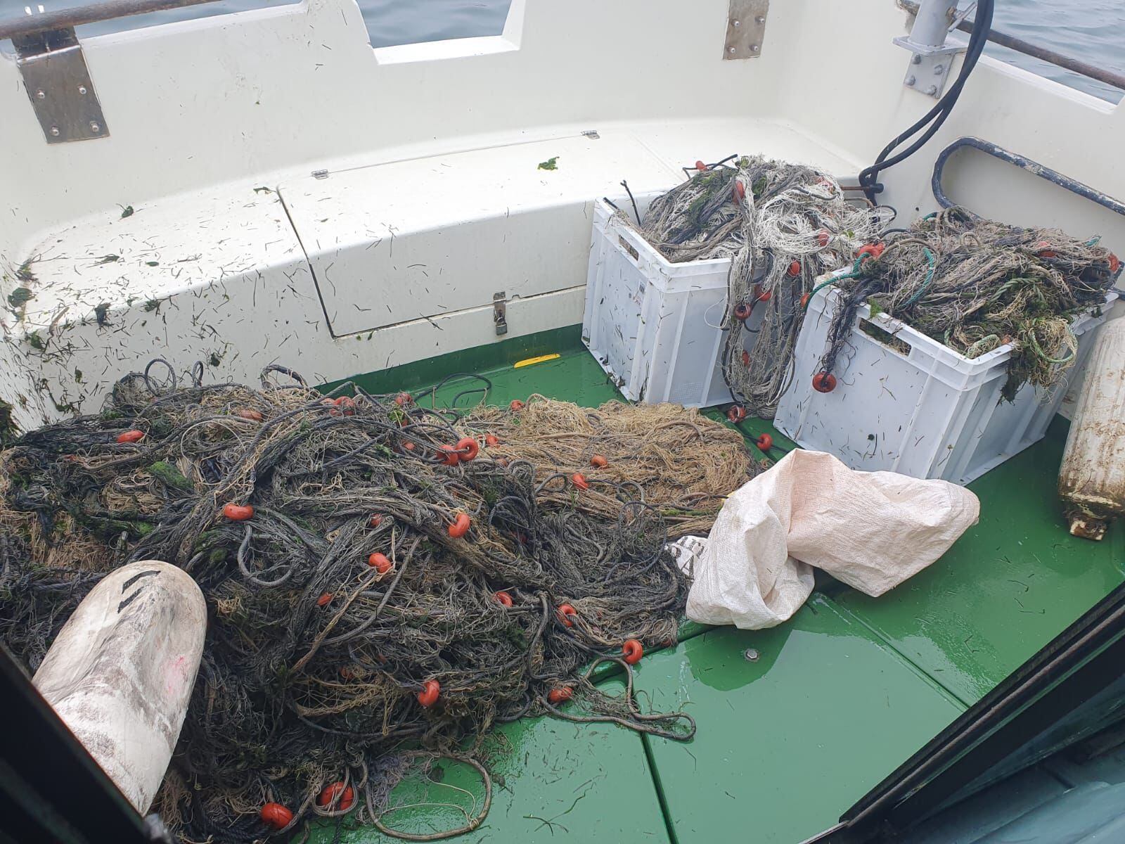 La colocación de artes de pesca en zonas protegidas constituye una infracción administrativa grave