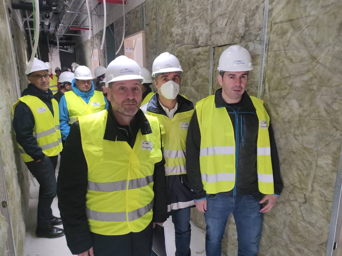 El consejero José Luis Soro reivindica la reapertura del Canfranc en el programa nacional Hora 25 Cadena SER