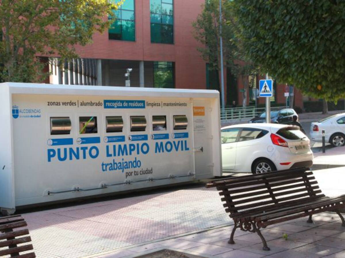 Toneladas de reciclaje en el Punto Limpio Móvil