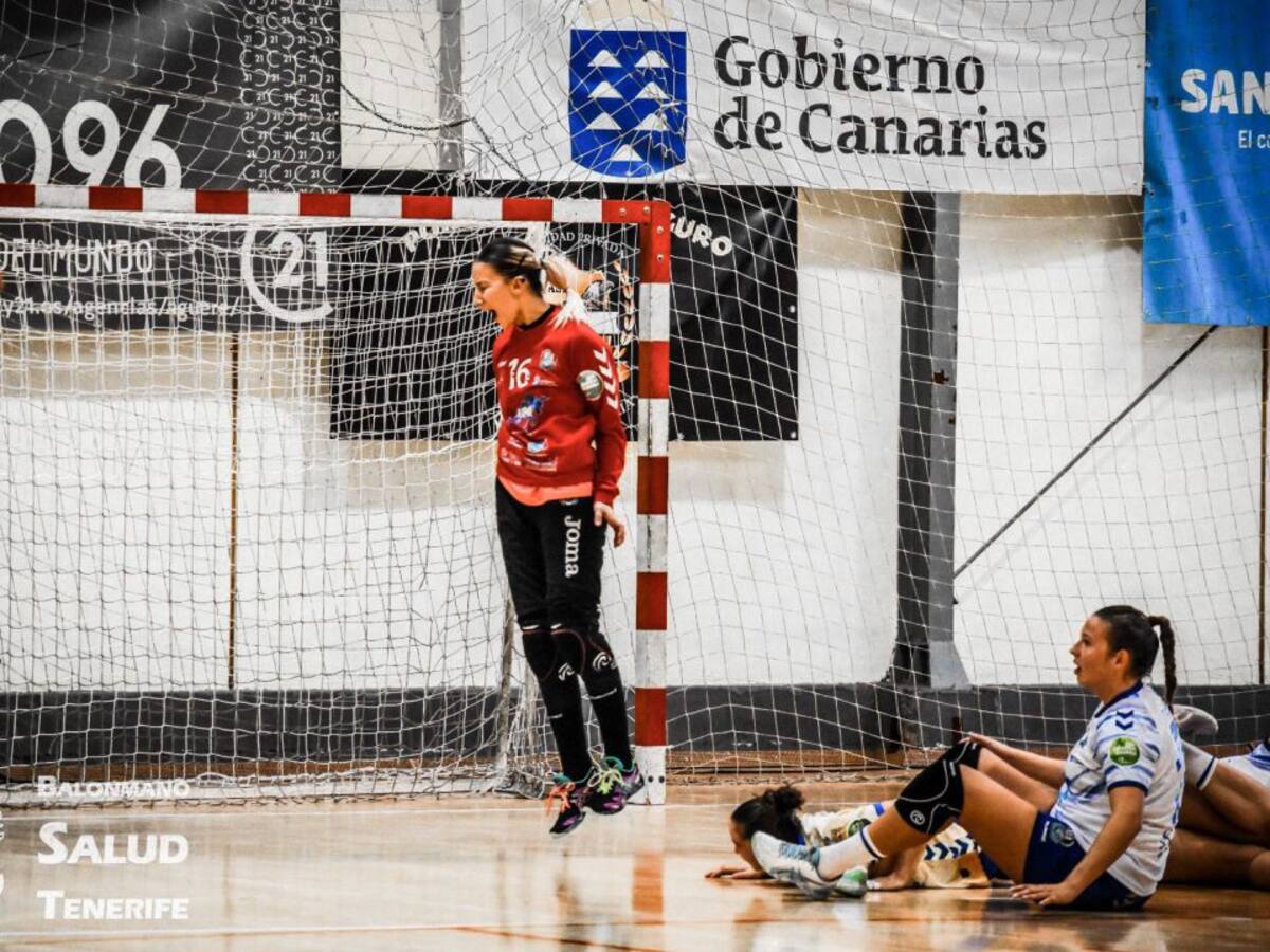 Irene Sánchez: "Queremos ganar los cinco partidos y quedar primeras"