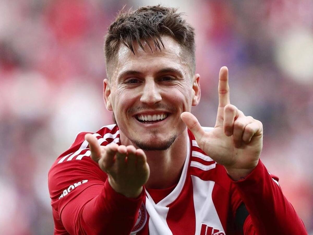 El Valencia tiene 24 horas para tratar de salvar el fichaje de Canós