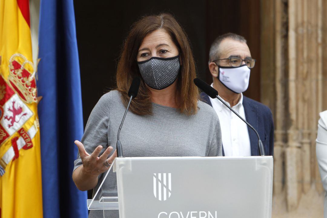 La presidenta del Govern balear, Francina Armengol, en una rueda de prensa.