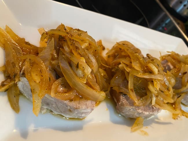 Atún encebollao y miel: