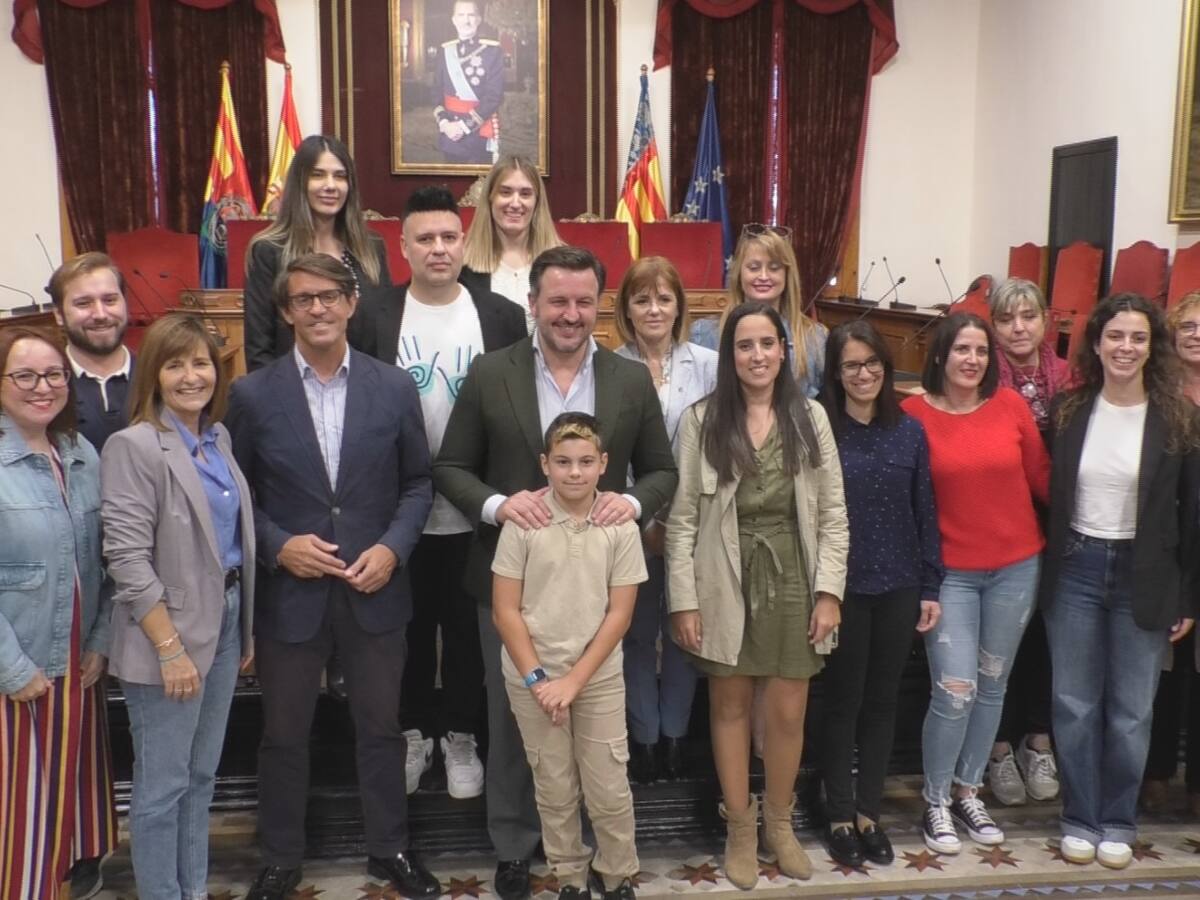 Elche acoge la lectura del manifiesto en defensa de los derechos de la infancia