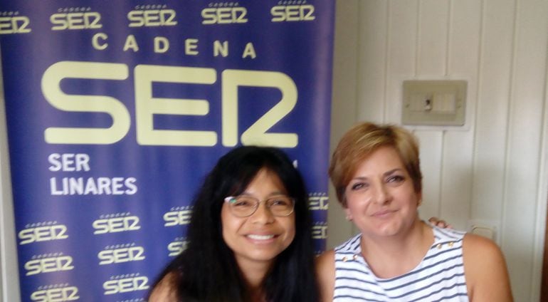 Ana Verona, responsable de la Escuela de Economía Social en Linares, y Mª Carmen Muñoz, agente de empresas del SAE.