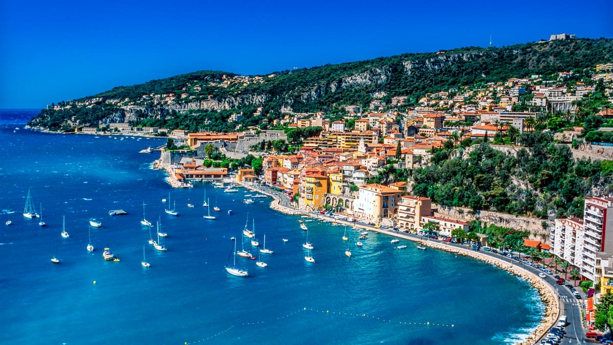 Sastre no puede ocultar su incredulidad cuando un arquitecto afirma que "Madrid es una ciudad mediterránea"