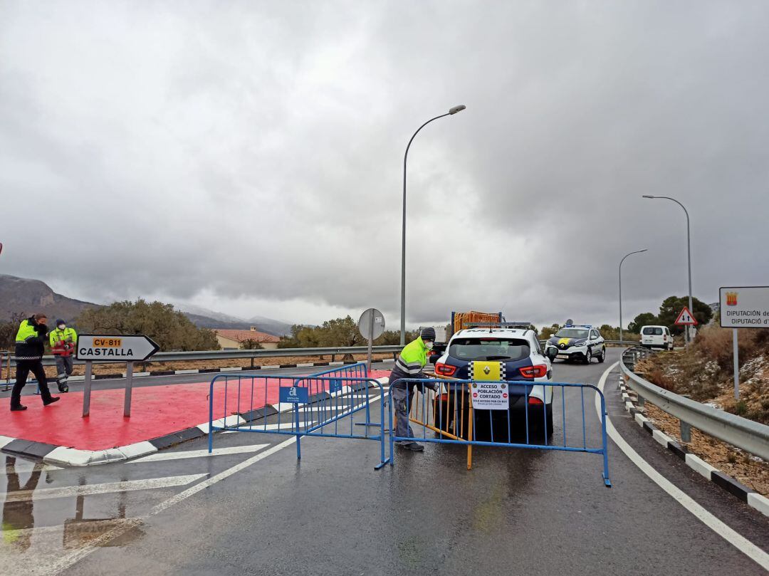 Imagen de uno de los controles de acceso a Castalla.