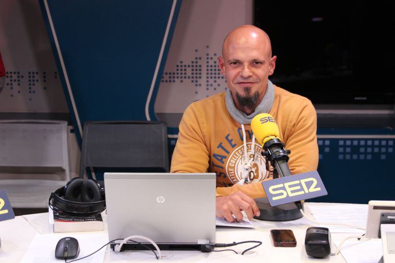 César Pérez Gellida, en los estudios de 'La Ventana'