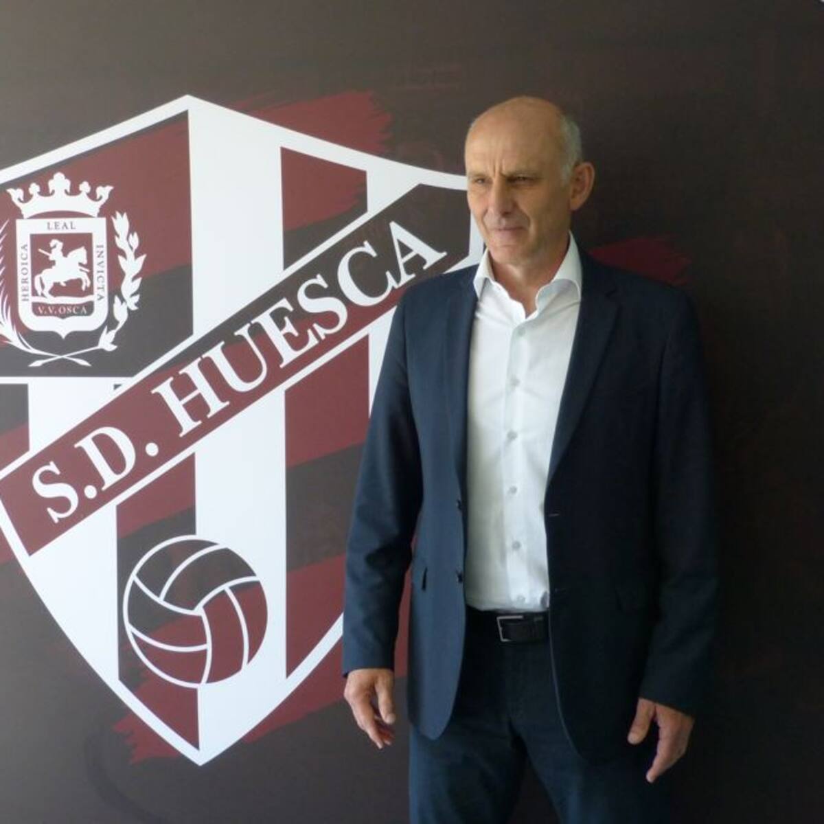 Ángel Martín González sigue buscando delanteros