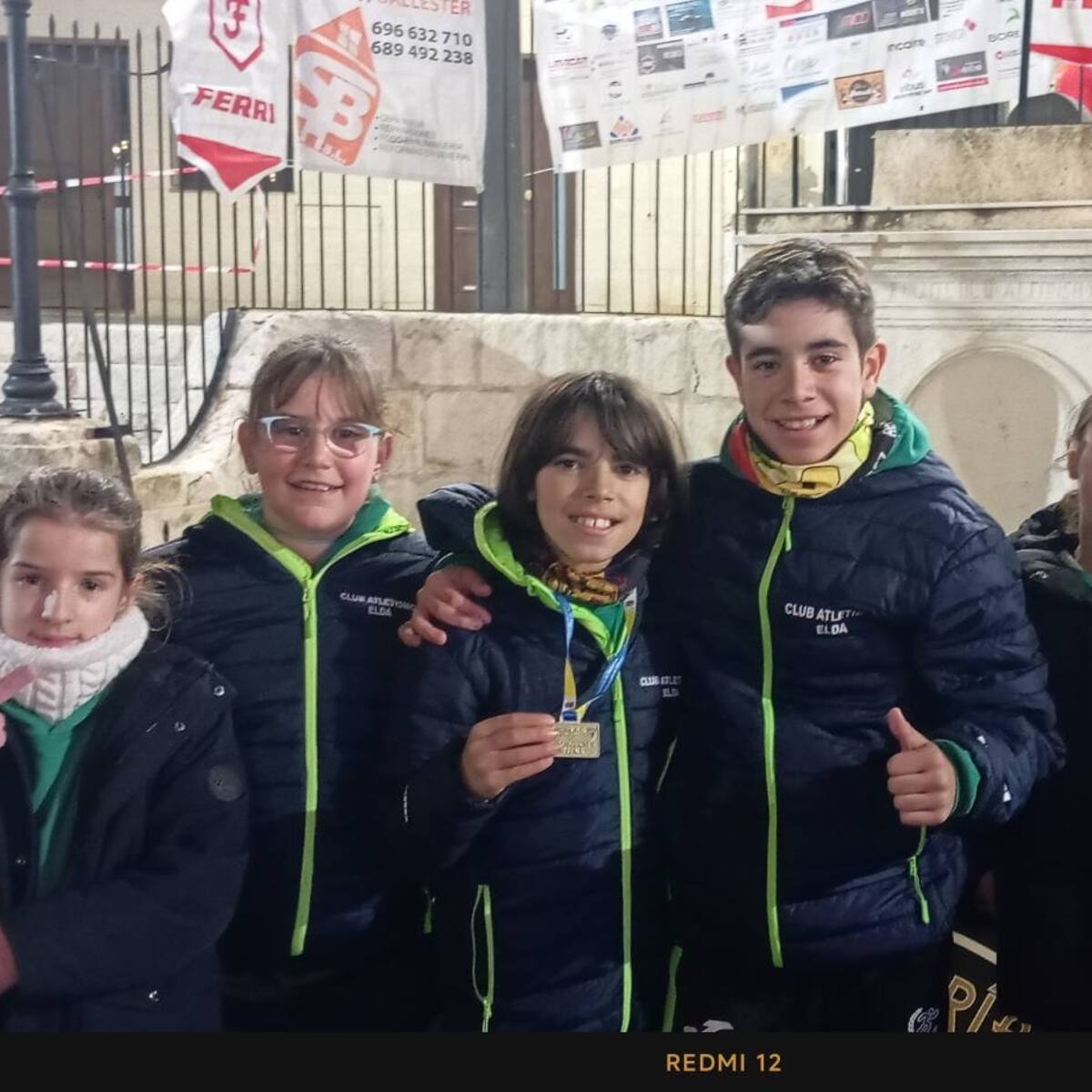 Víctor Alcaina y José María Vallés lideran los éxitos del Club Atletismo Elda