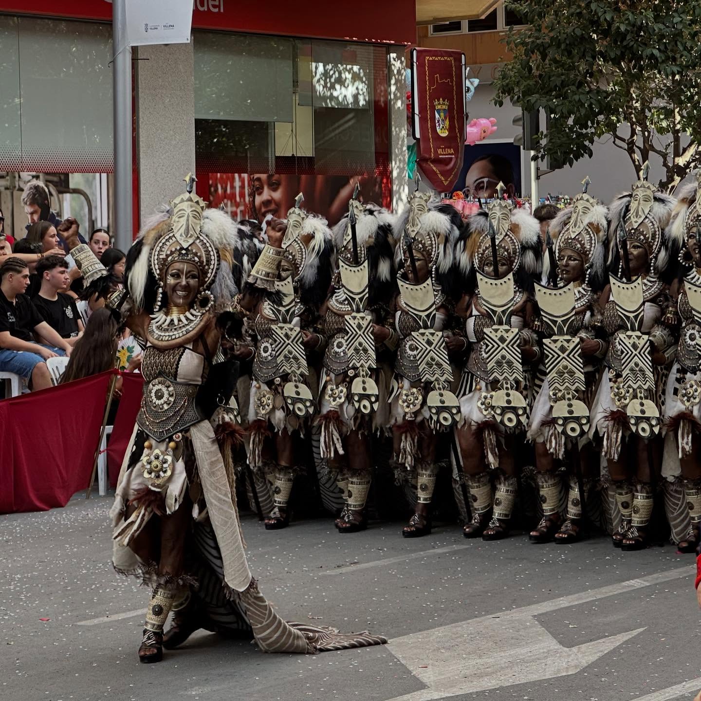 Escuadra Alyadidas de la Comparsa de moros Nuevos