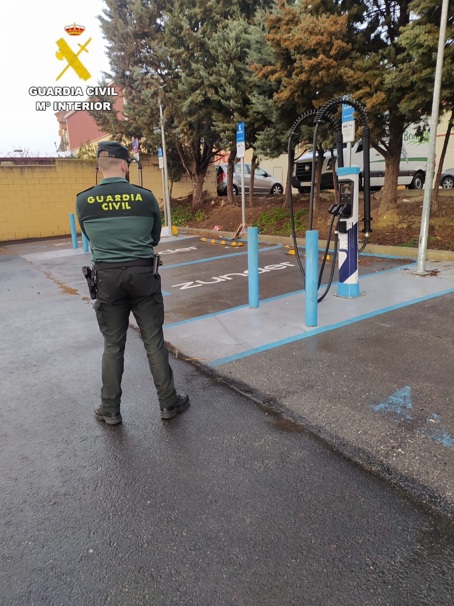 La Guardia Civil detiene en La Lastrilla a dos hombres por robar 650 metros de cable de cobre