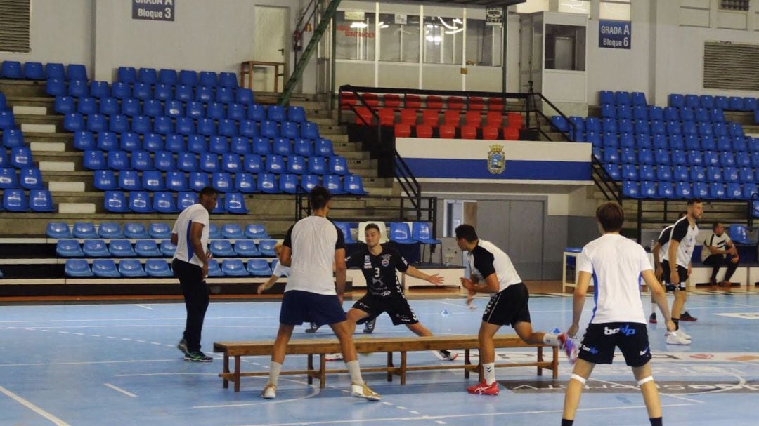 Entrenamiento del Sinfín en el Pabellón de La Albericia