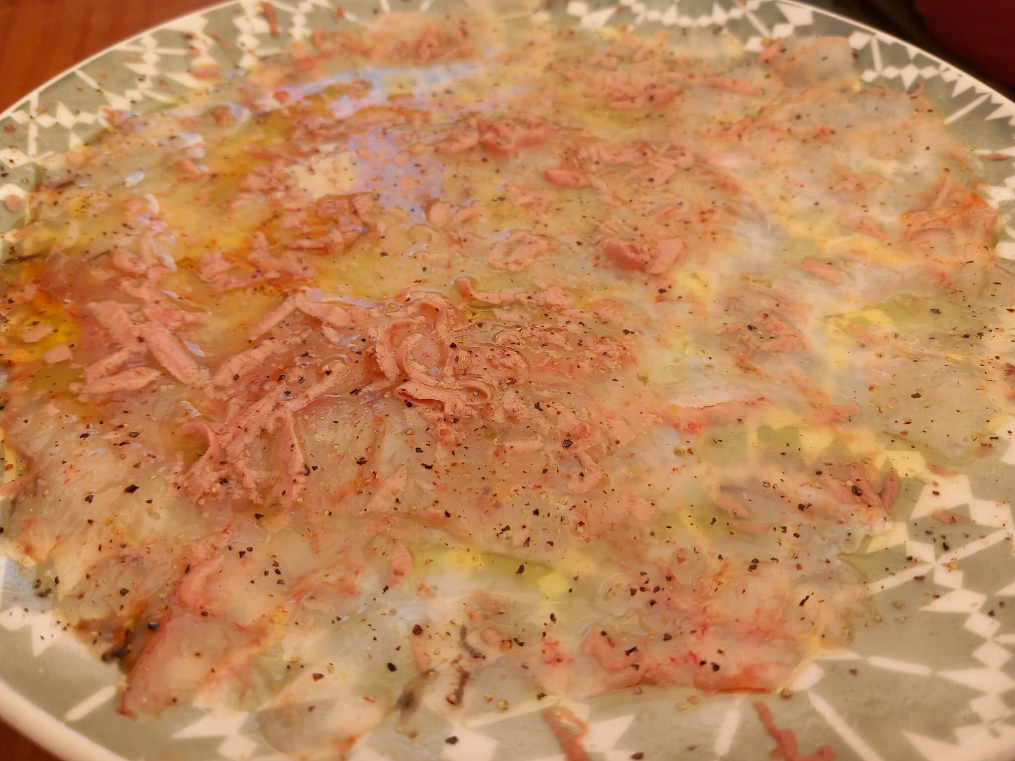 Carpaccio de gambas con foie del Matuti