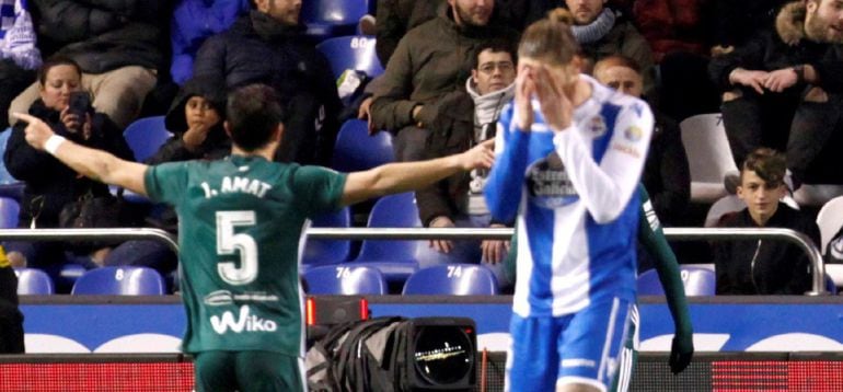 Albentosa, en la derrota del Deportivo ante el Betis.