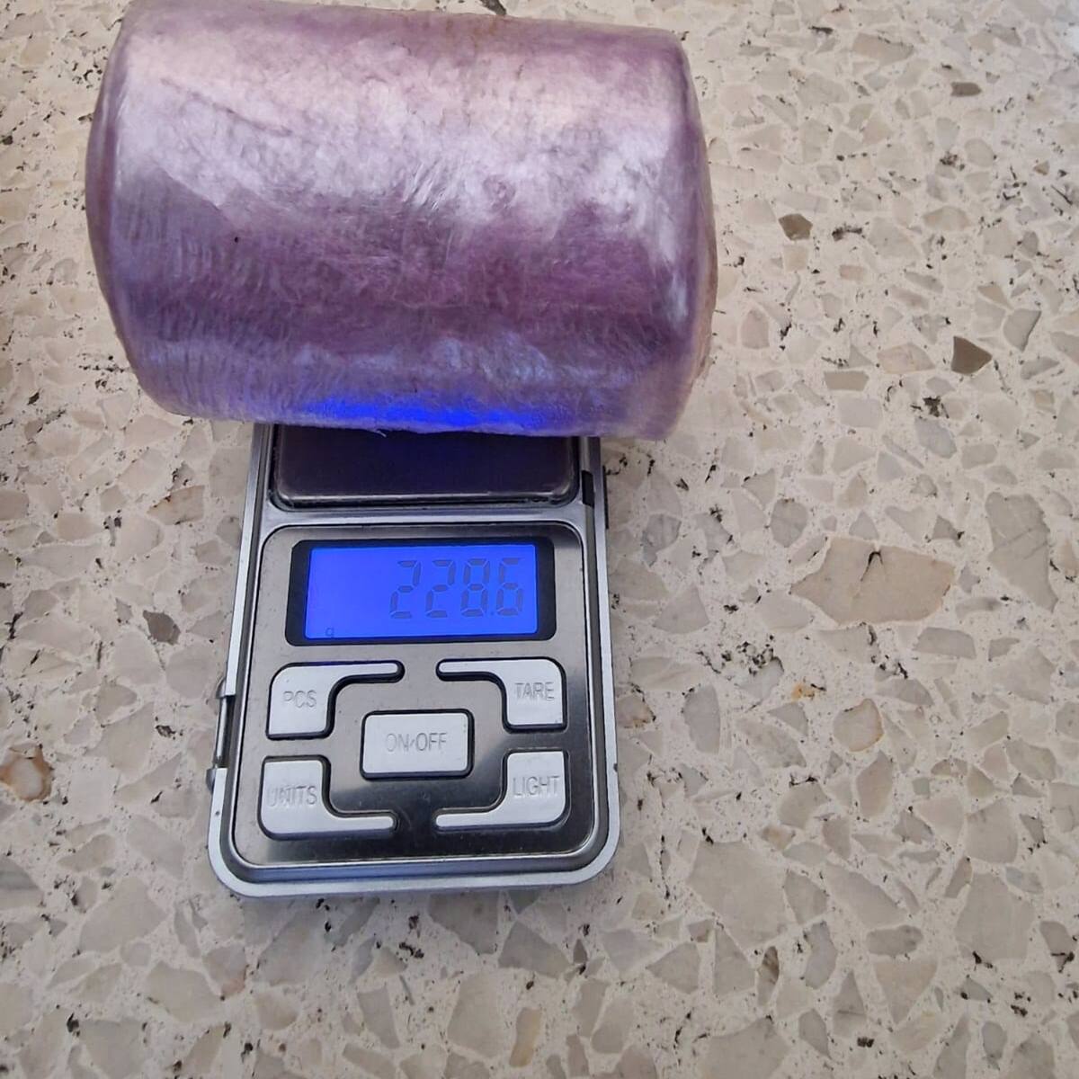 Detenido un hombre que transportaba más de 200 gramos de heroína oculta en el vehículo que conducía