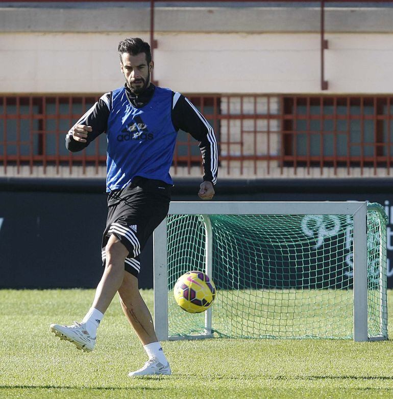 06-11-14 ENTRENAMIENTO DEL VALENCIA CF - NEGREDO