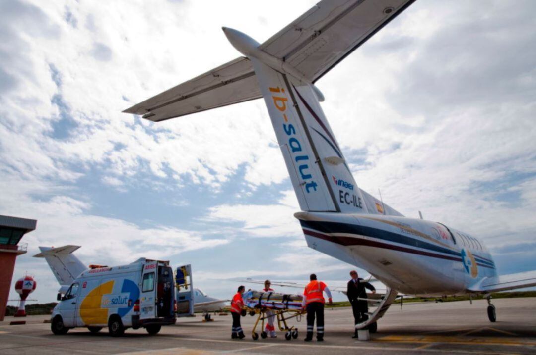 El actual avión ambulancia incumple las condiciones pactadas.