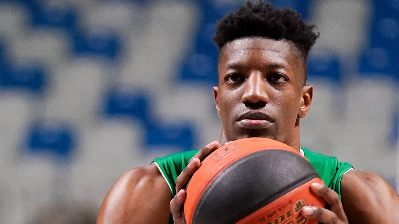 El pívot del Unicaja Yankuba Sima, ausente en la Copa del Rey por lesión