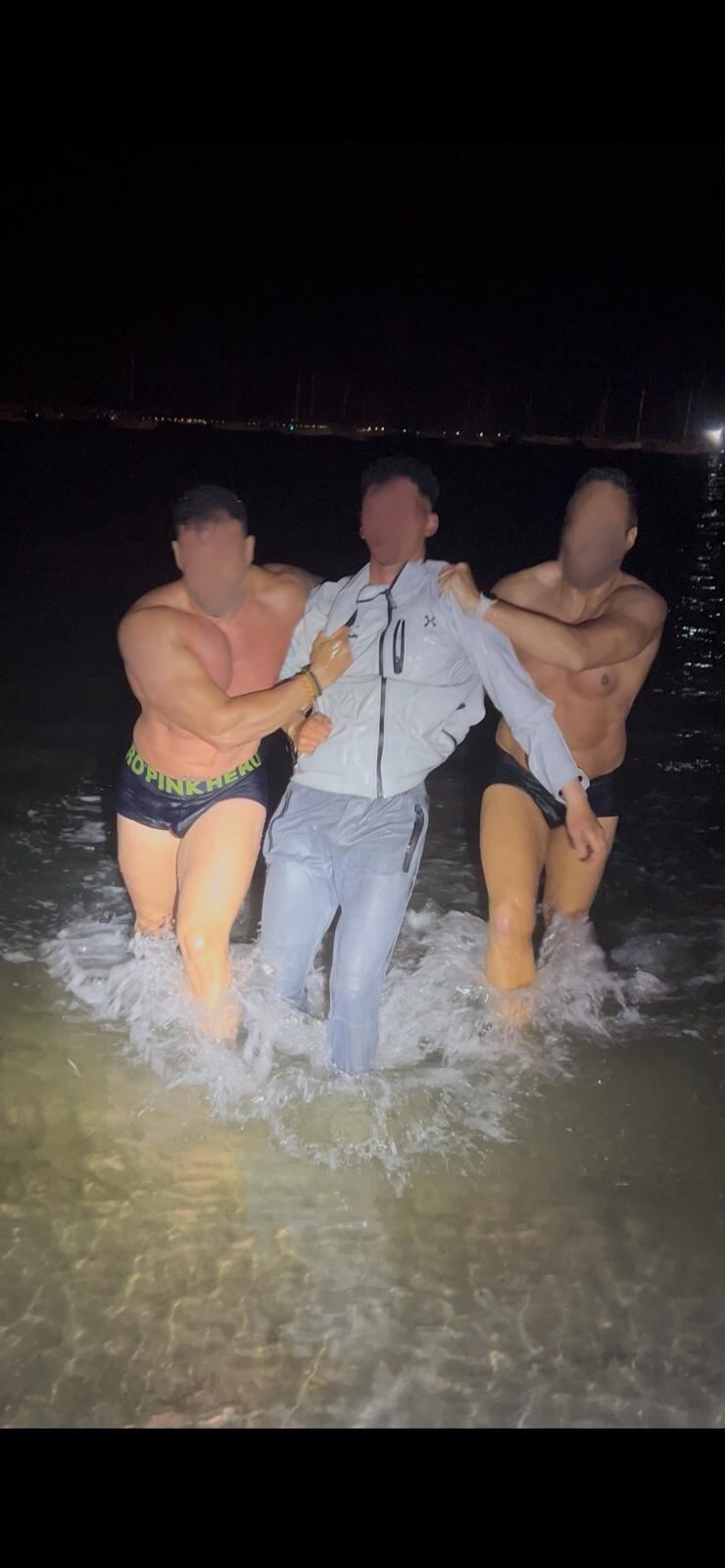 Espectacular persecución a nado en Santiago de la Ribera para detener al autor de un robo en una vivienda