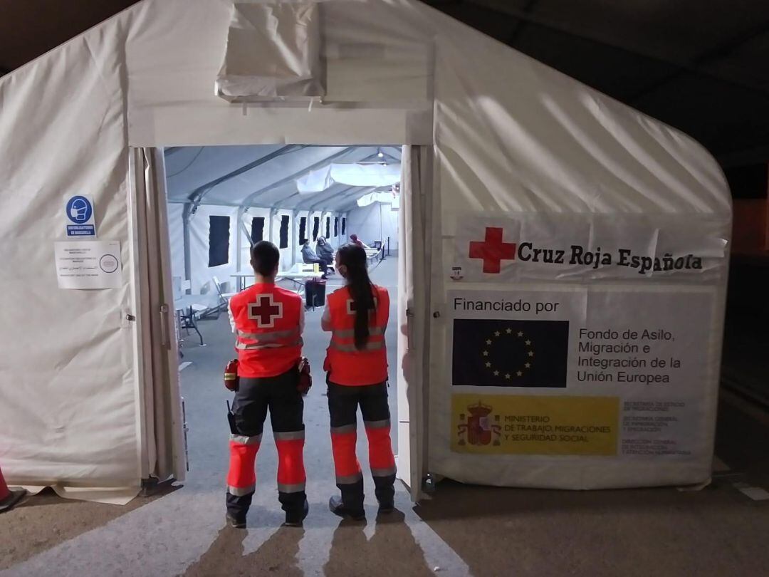 Puesto de Cruz Roja en el Puerto de Alicante