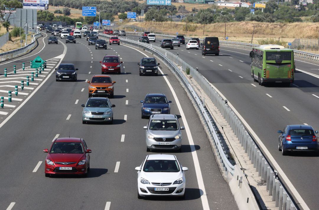 Retenciones de tráfico este viernes epor la operación salida de vacaciones. 