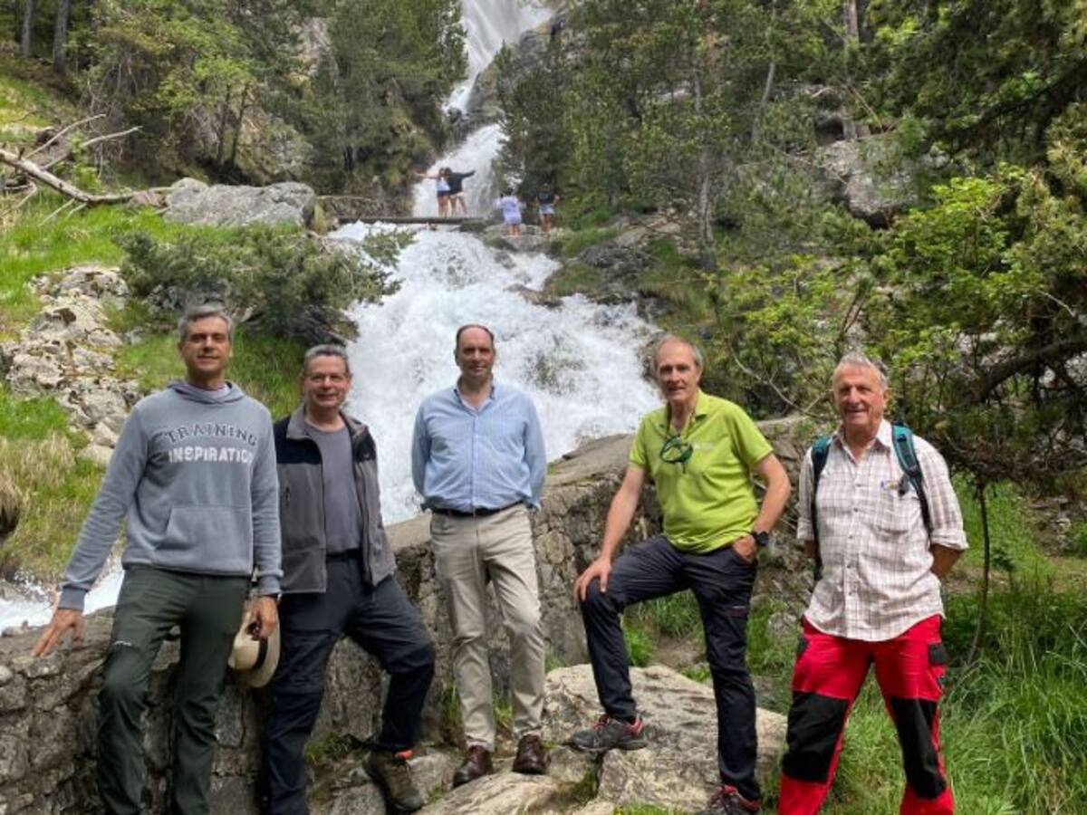 La FAM y la Guardia Civil seguirán colaborando para promocionar la práctica segura de los deportes montaña