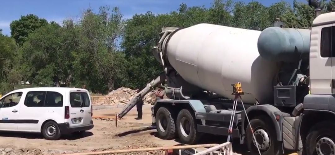 El trabajador se precipitó desde la hormigonera donde realizaba trabajos de mantenimiento.