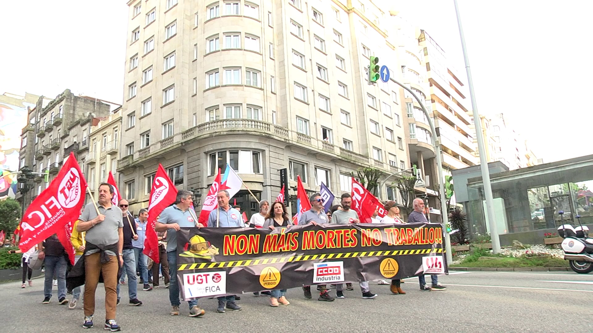 La manifestación recorre Urzáiz