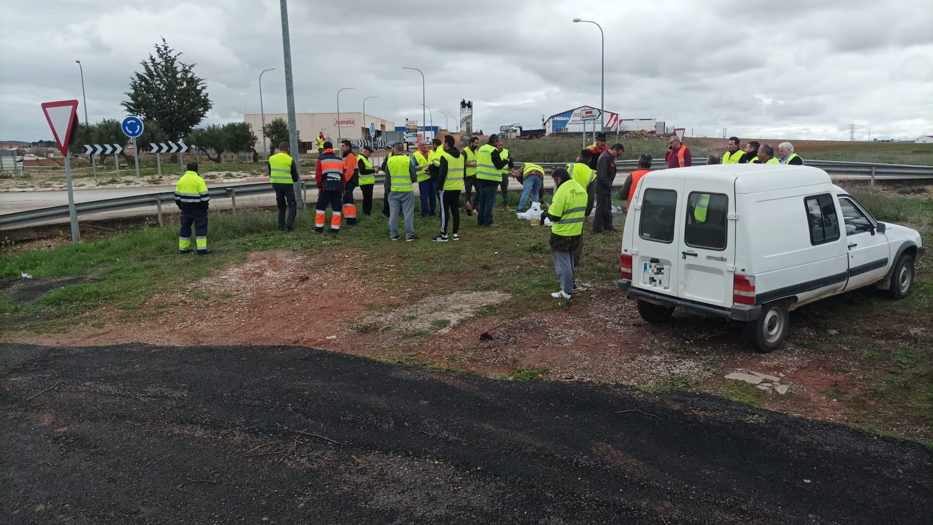 Imagen de las concentraciones de diversos sectores de la economía del Campo de Montiel (Ciudad Real)