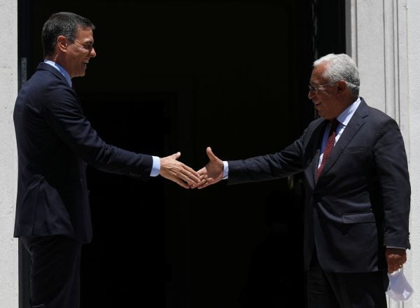 Pedro Sánchez y Antonio Costa.