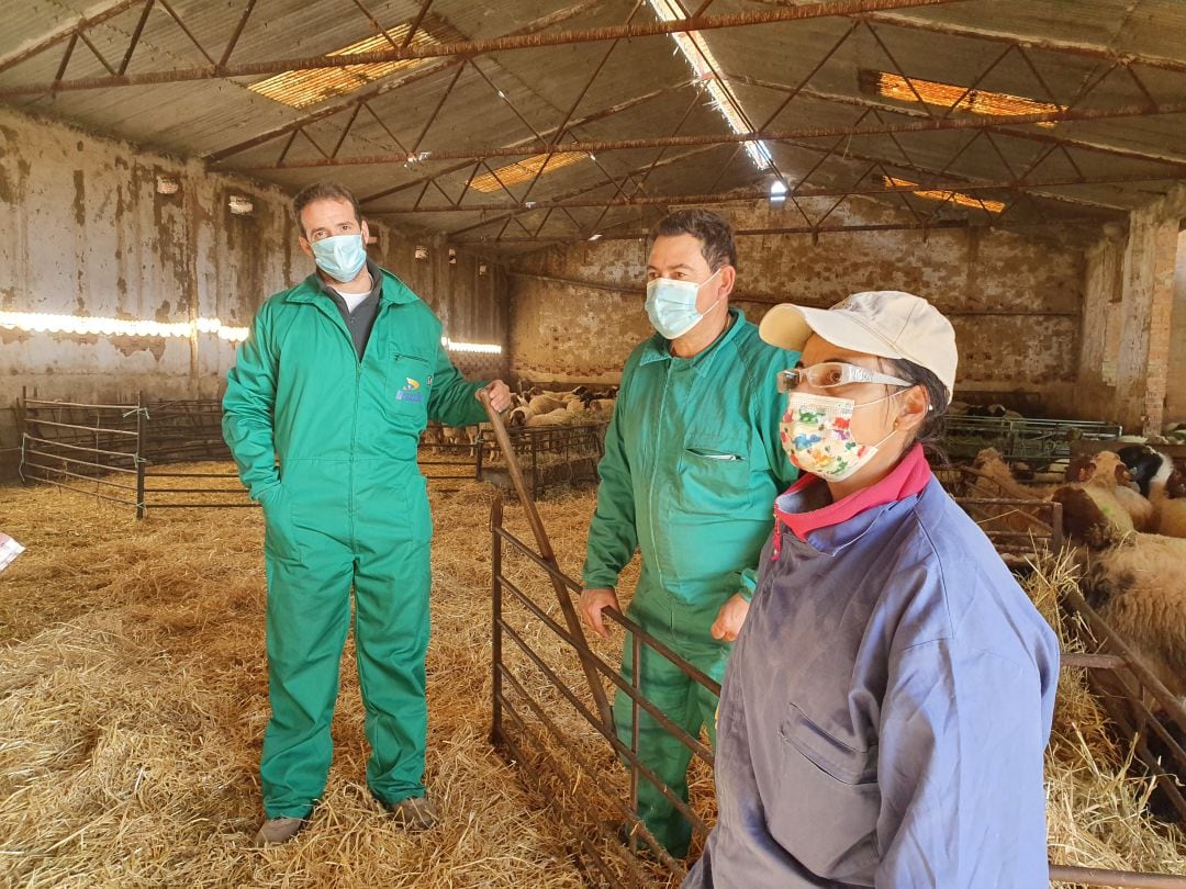 El primer &quot;Erasmus Agrario&quot; en el que ha trabajado UPA, y que se lleva a cabo en Palencia, enriquece la experiencia profesional de jóvenes agricultores