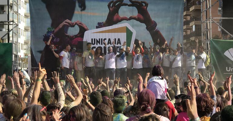 Los organizadores de Unicaja Color Road sobre el escenario.