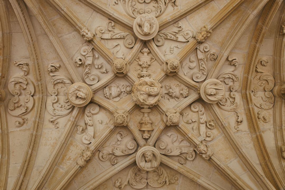 Detalle del interior del Monasterio San Zoilo en Carrión de los Condes