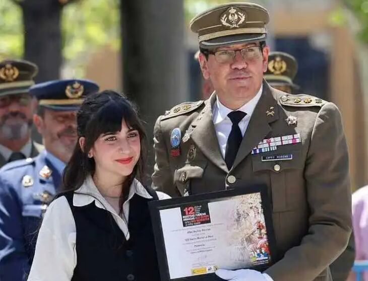 Alba Mñoz tras ganar el certámen provincial el pasado mes de junio