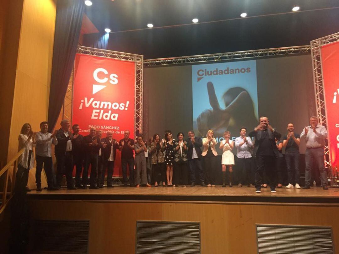 Cs Elda apuesta por la formación en los más jóvenes y la recuperación cultural de la cuidad