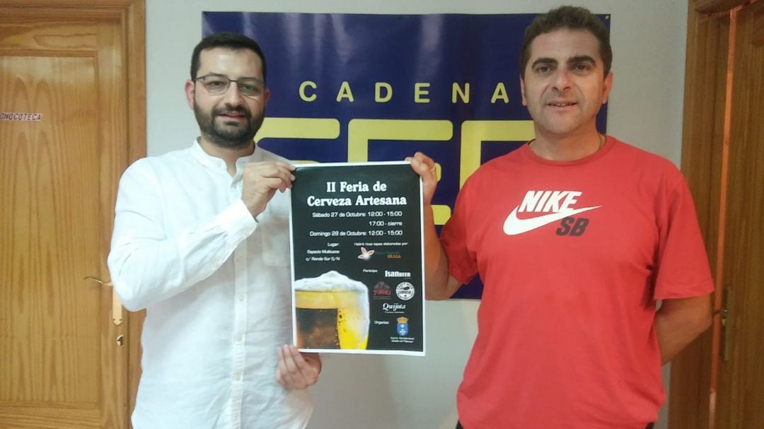 Jesús Martínez y Pedro García después de la entrevista en Radio90.