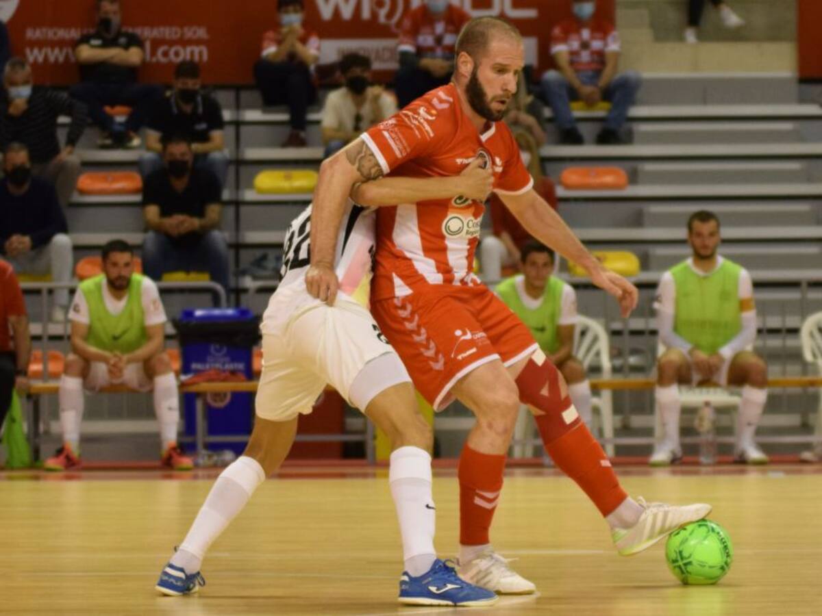 El Jimbee recibe al ya descendido O Parrulo sin querer descolgarse