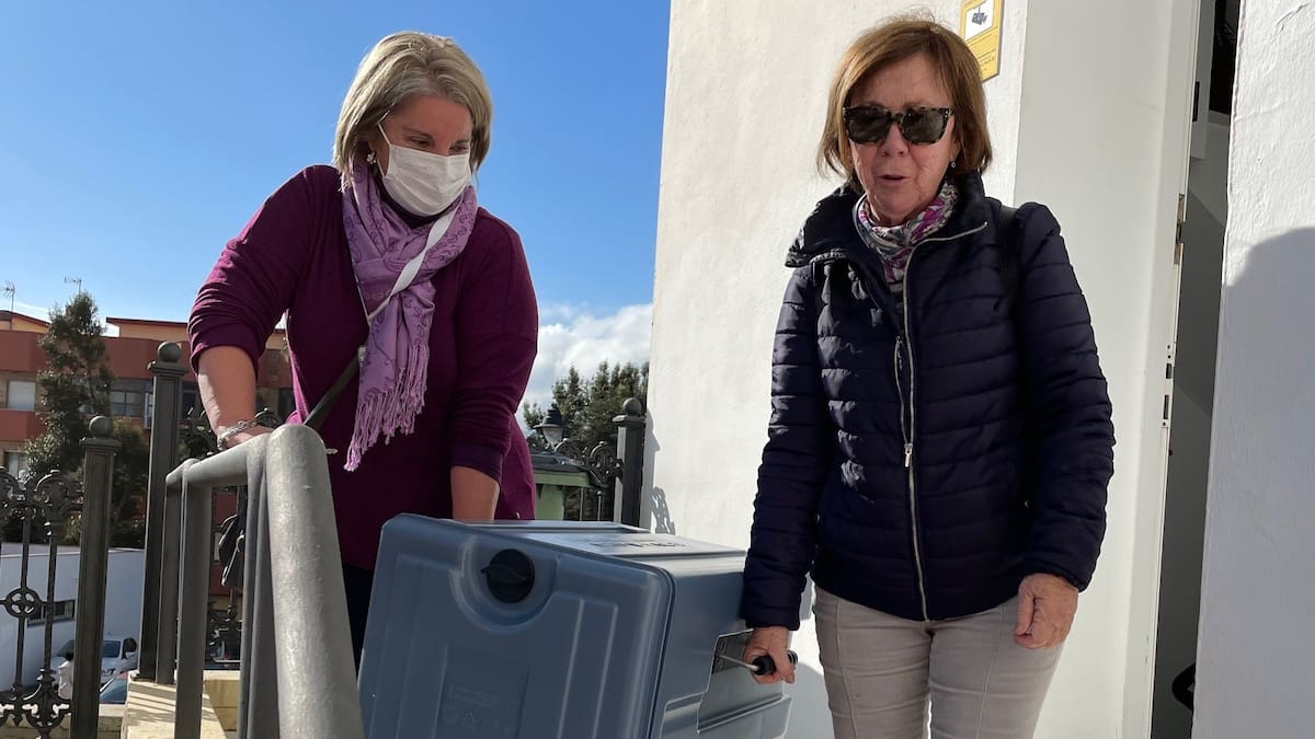 La Fundación San Ramón Nonato y Bustamante atiende a mayores de Los Barrios a través de Alvernia