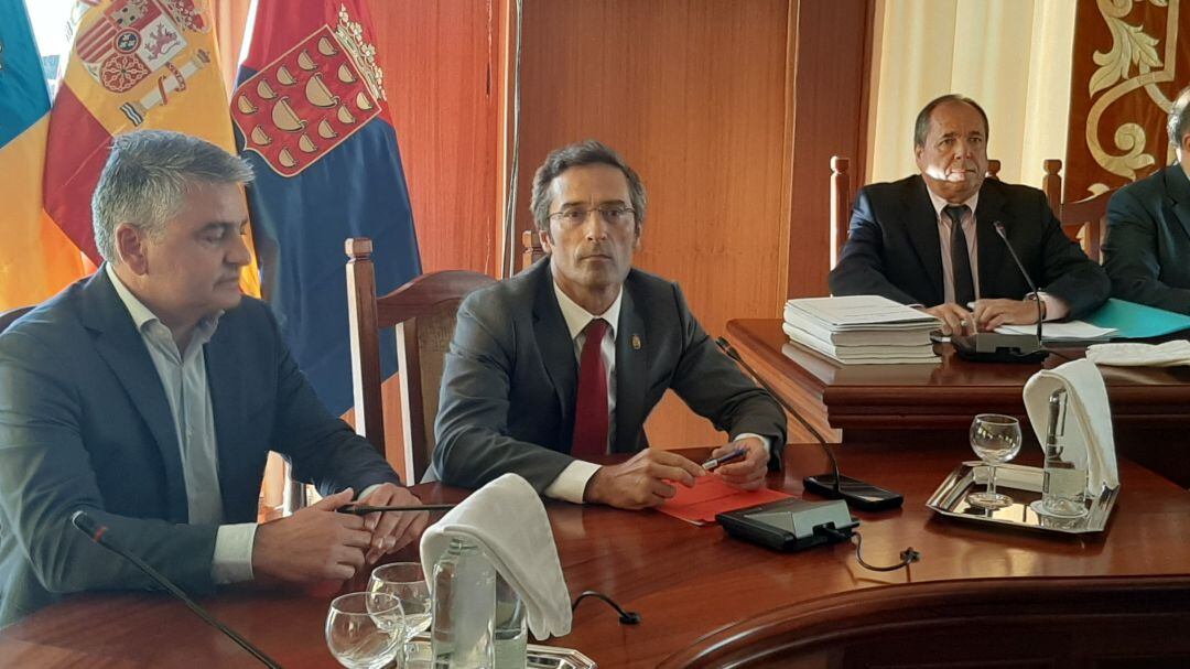 David De La Hoz y Pedro San Ginés, consejeros de Coalición Canaria en el Cabildo de Lanzarote.