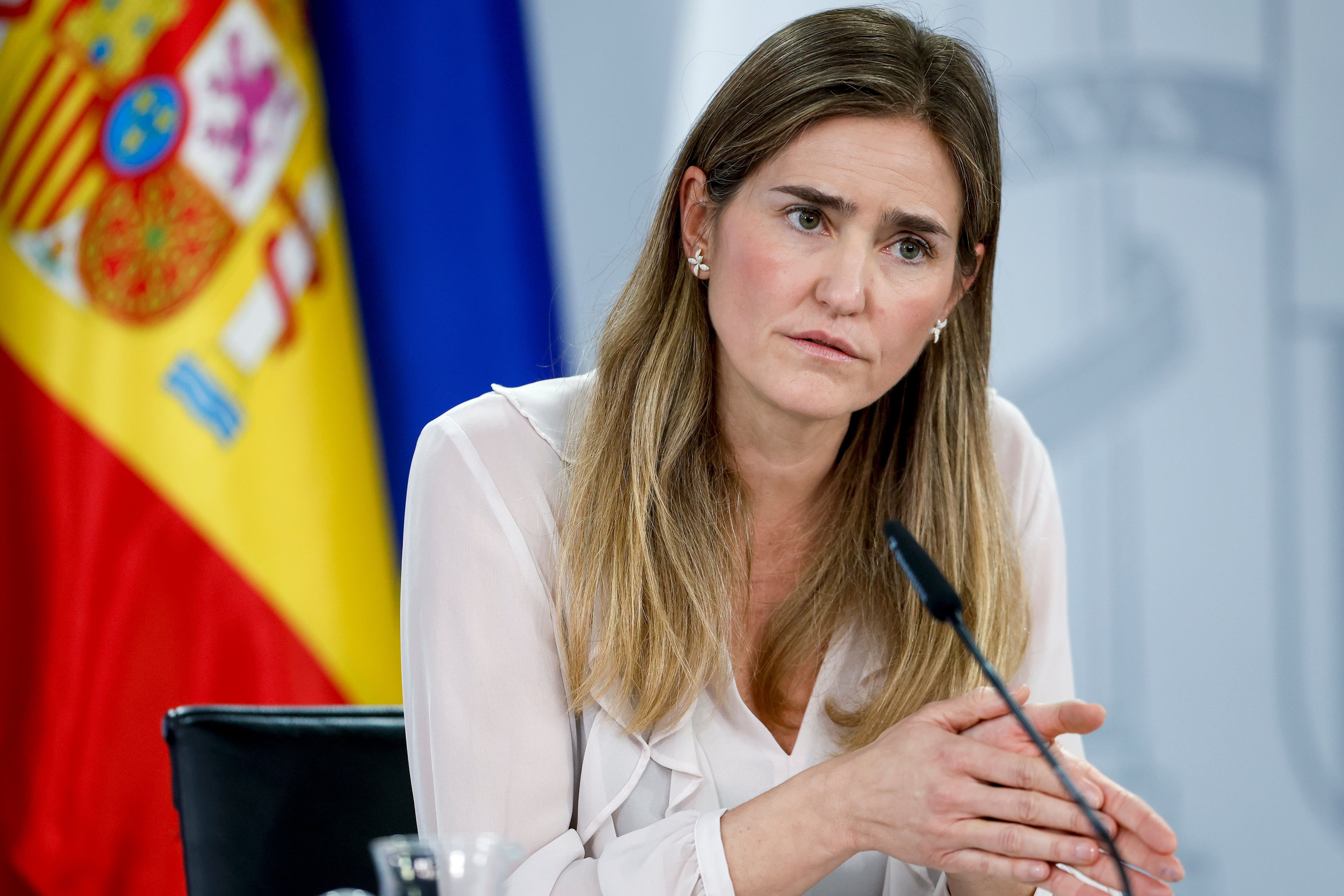 MADRID (ESPAÑA), 11/02/2025.- La ministra de Transición Energética, Sara Aagesen durante la rueda de prensa tras el Consejo de Ministros celebrado este martes en el Palacio de la Moncloa, Madrid. EFE/ Mariscal
