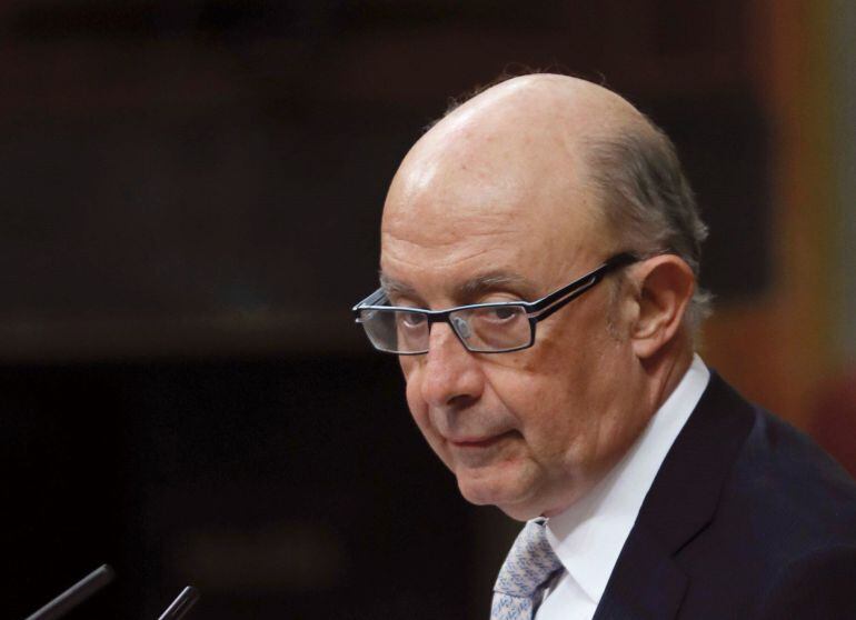 El ministre d'Hisenda, Cristóbal Montoro, en un ple del Congrés