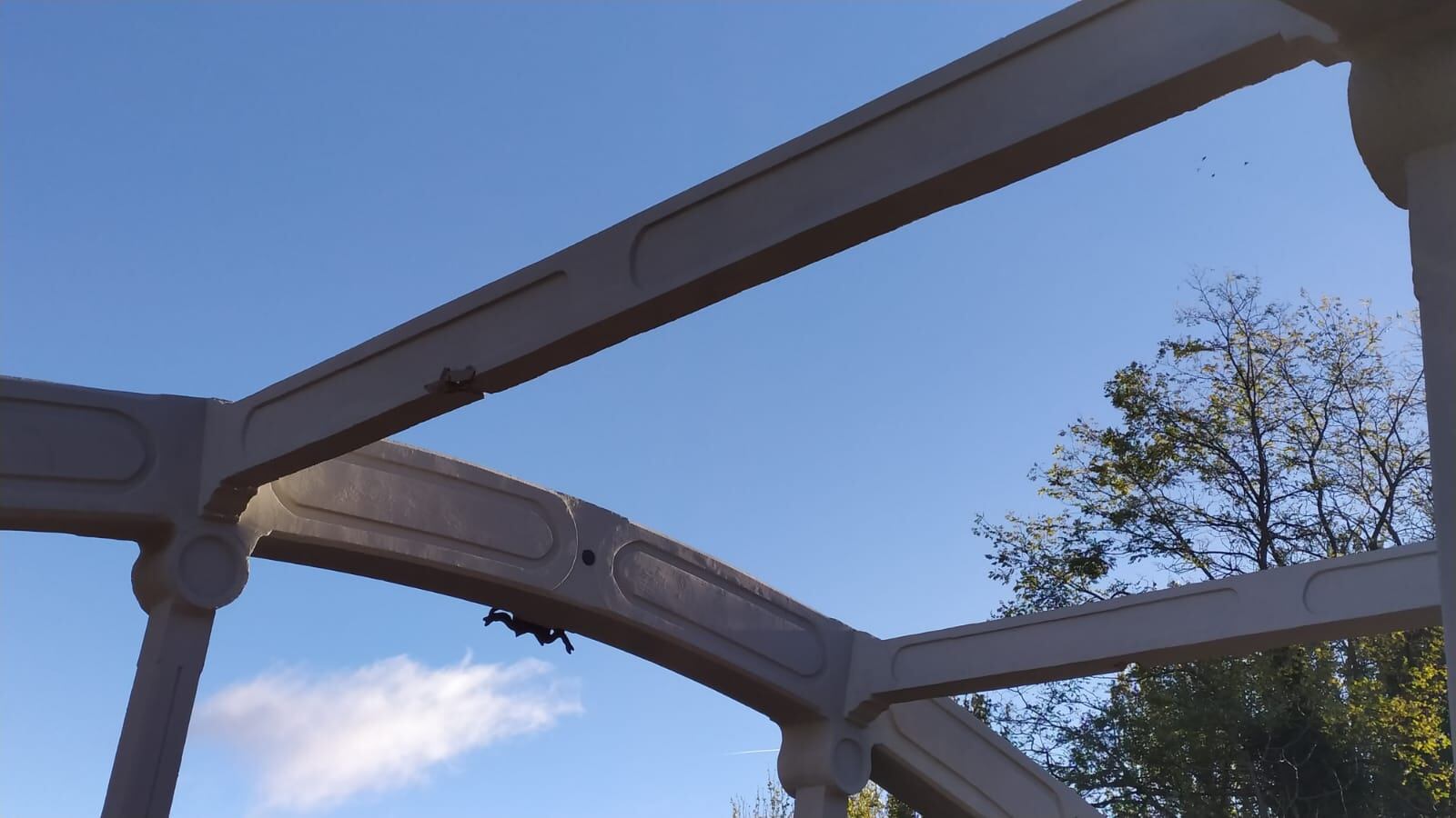 Desperfectos en el puente de San Miguel