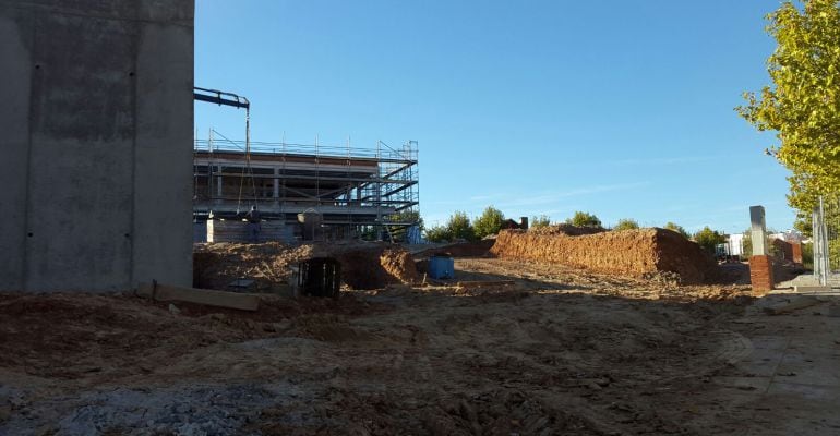 Obras de construcción del nuevo instituto de Paracuellos de Jarama